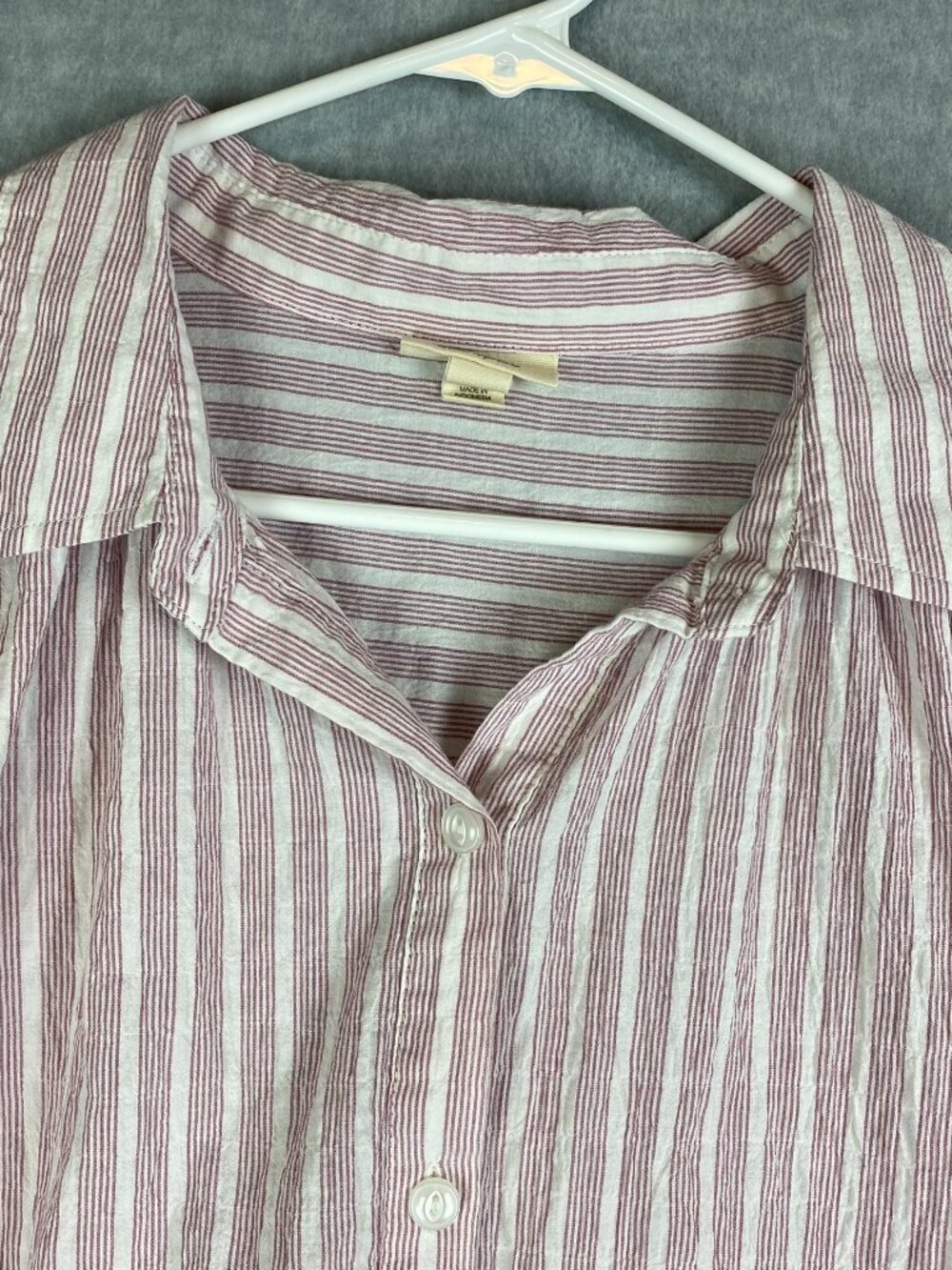 ANA Red & White Striped Button-Up Short Sleeve Shirt – Women Sixe XL - Picture 2 of 6